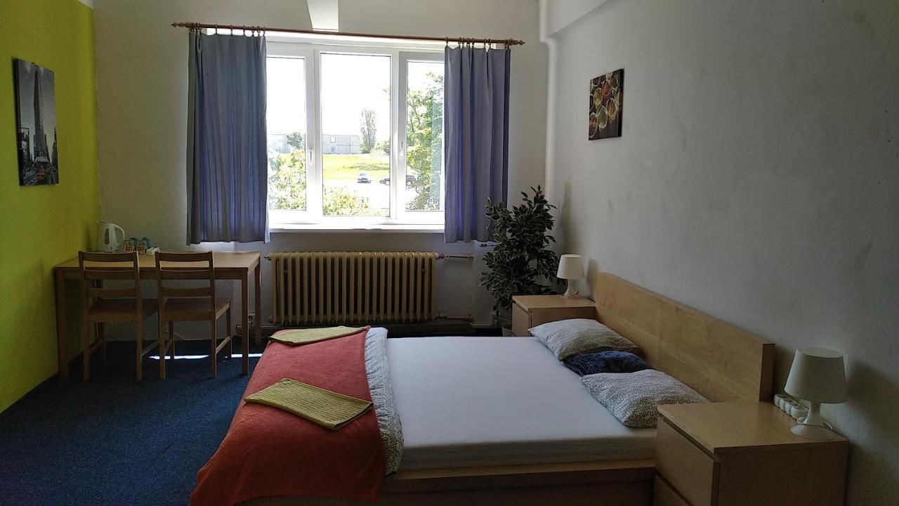 Motel Grado Prag Zimmer foto