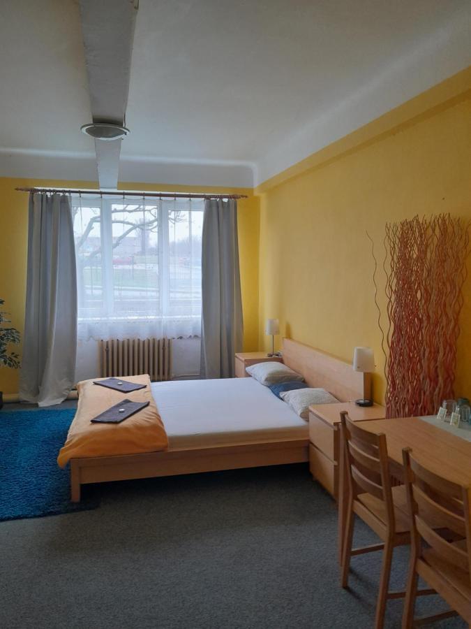 Motel Grado Prag Exterior foto