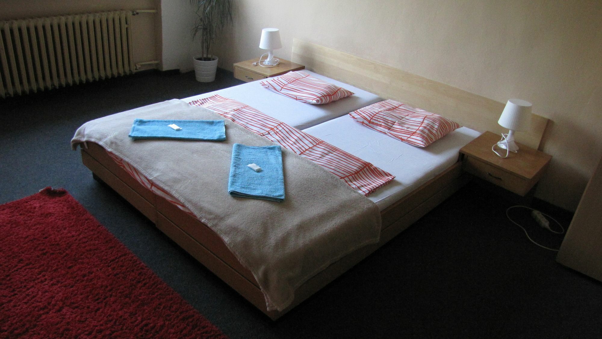 Motel Grado Prag Exterior foto